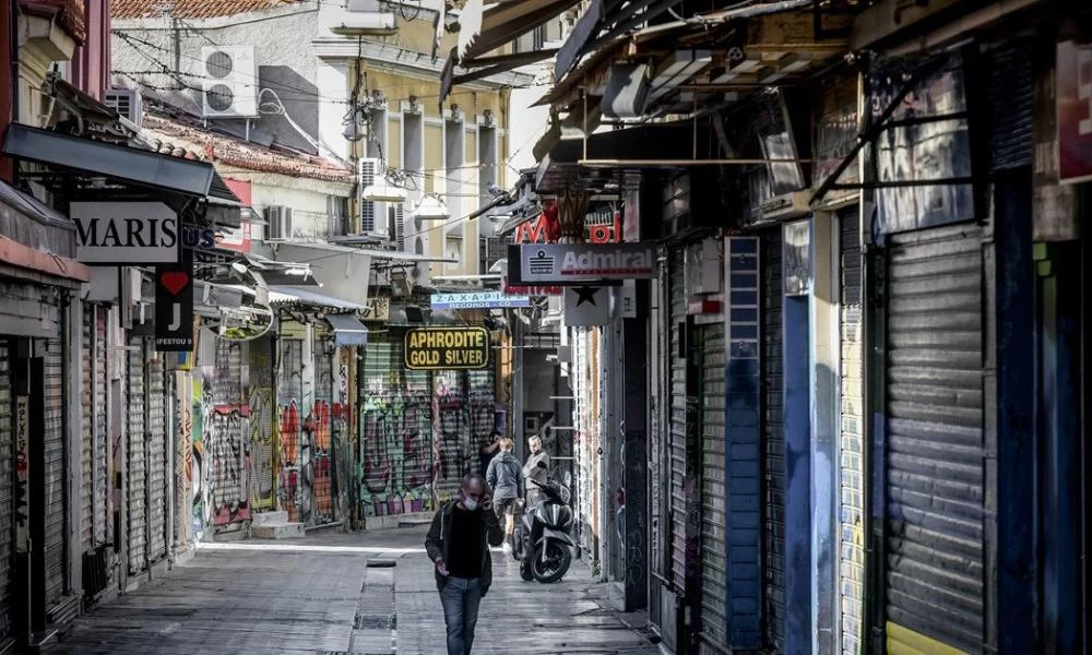 Το εμβόλιο και το lockdown είναι βαρόμετρο για την πορεία της οικονομίας